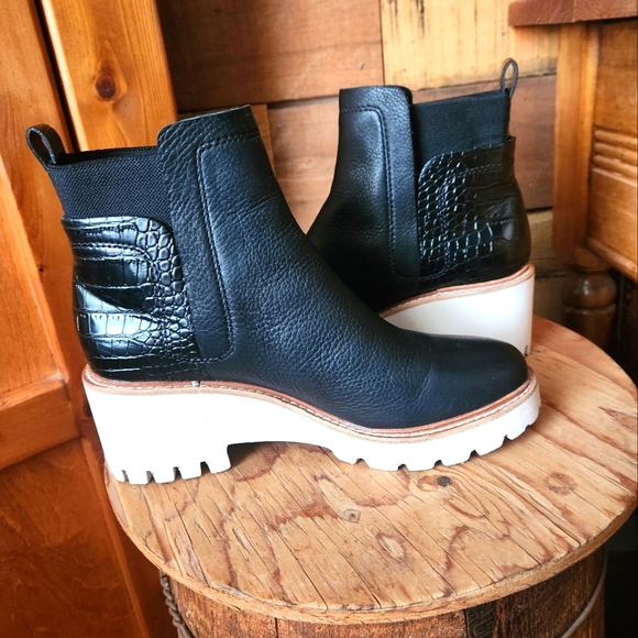 DOLCE VITA HUEY LEATHER ANKLE BOOT- WOMENS SIZE 8 - Picture 3 of 8